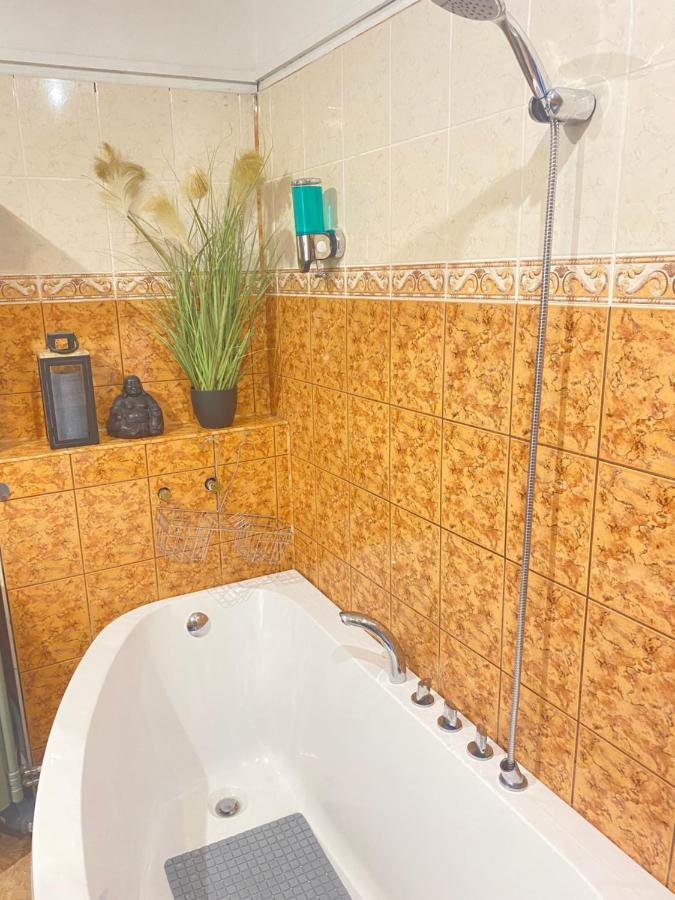 Cosy 2 Room 55M2 Centric 10Min To Old Town Ac Riga Exteriör bild